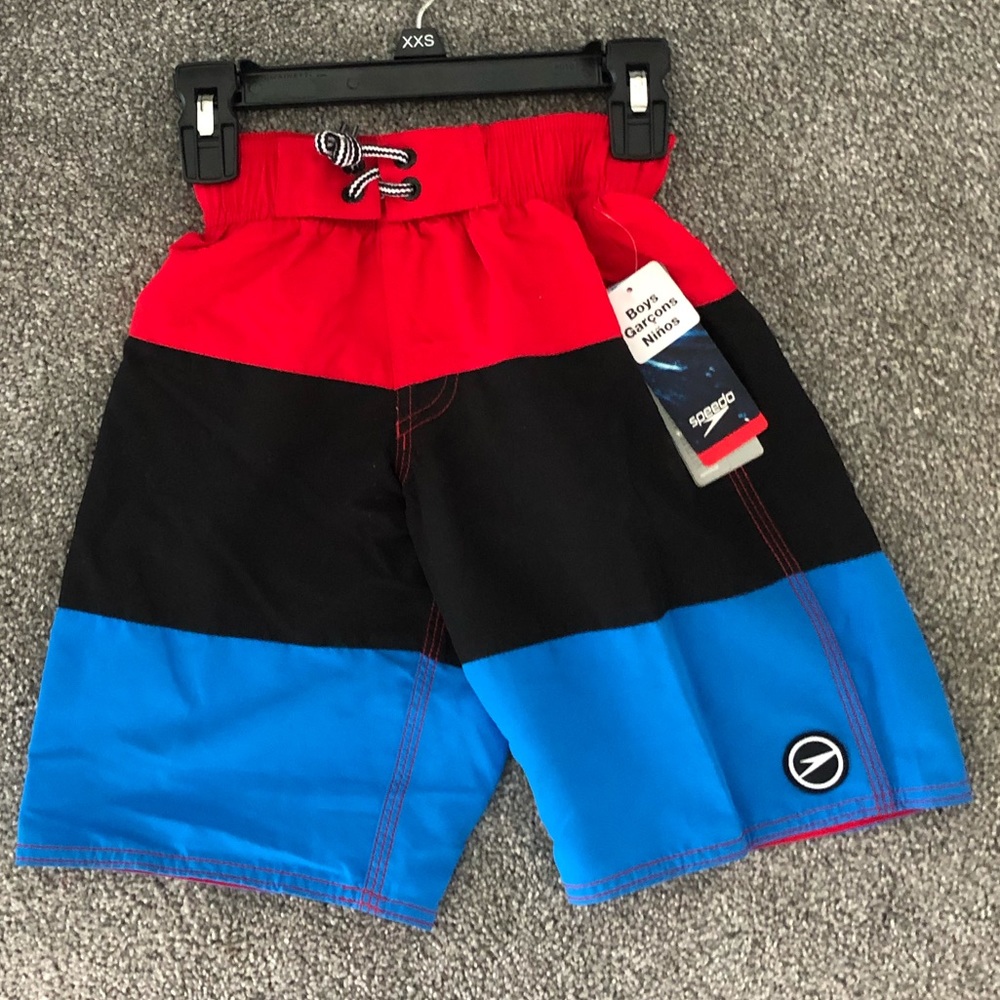 Speedo swim trunks red blue black multiple sizes